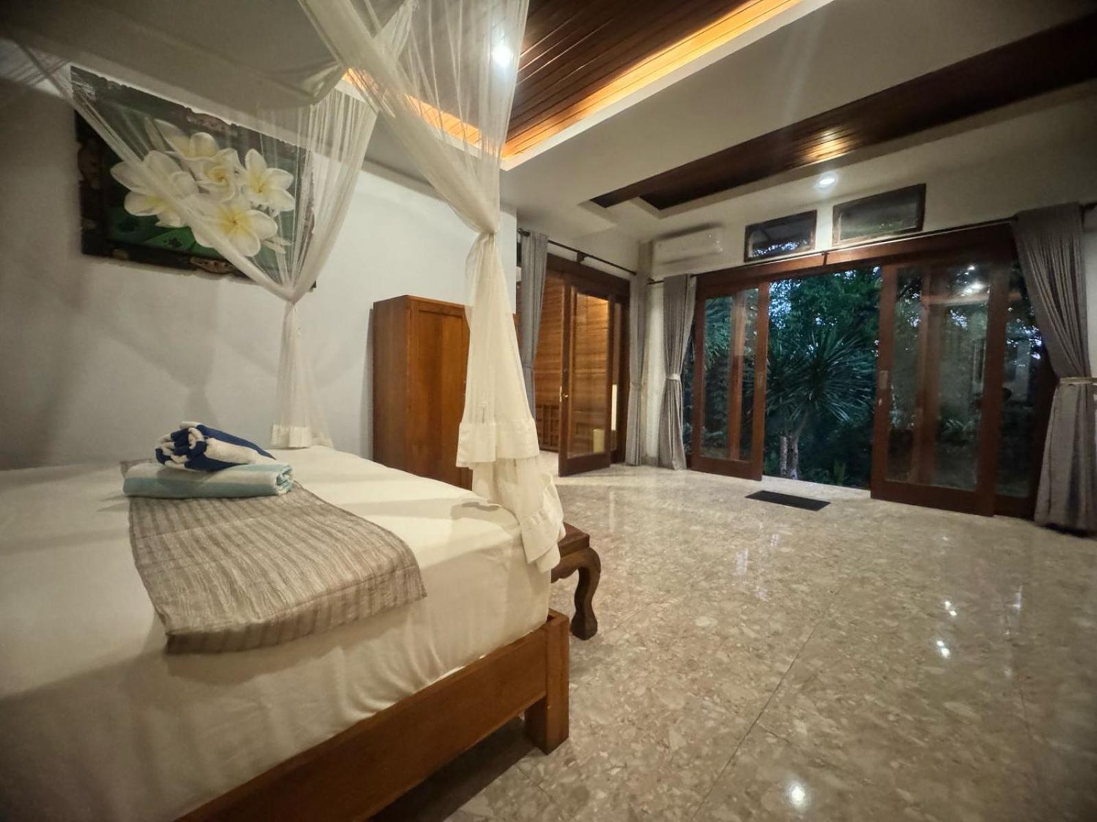 Uma Agung Villa ซิเดอมัน ห้อง รูปภาพ